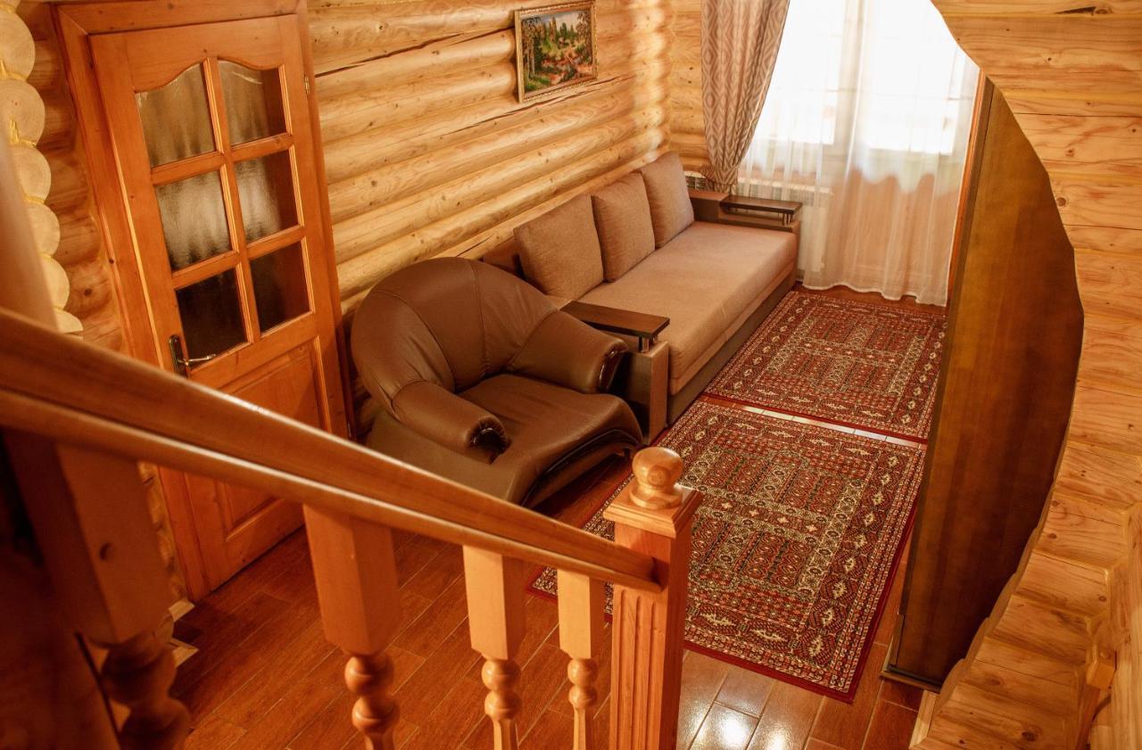 Hotel Toursit Complex Polyana Kvasova Extérieur photo